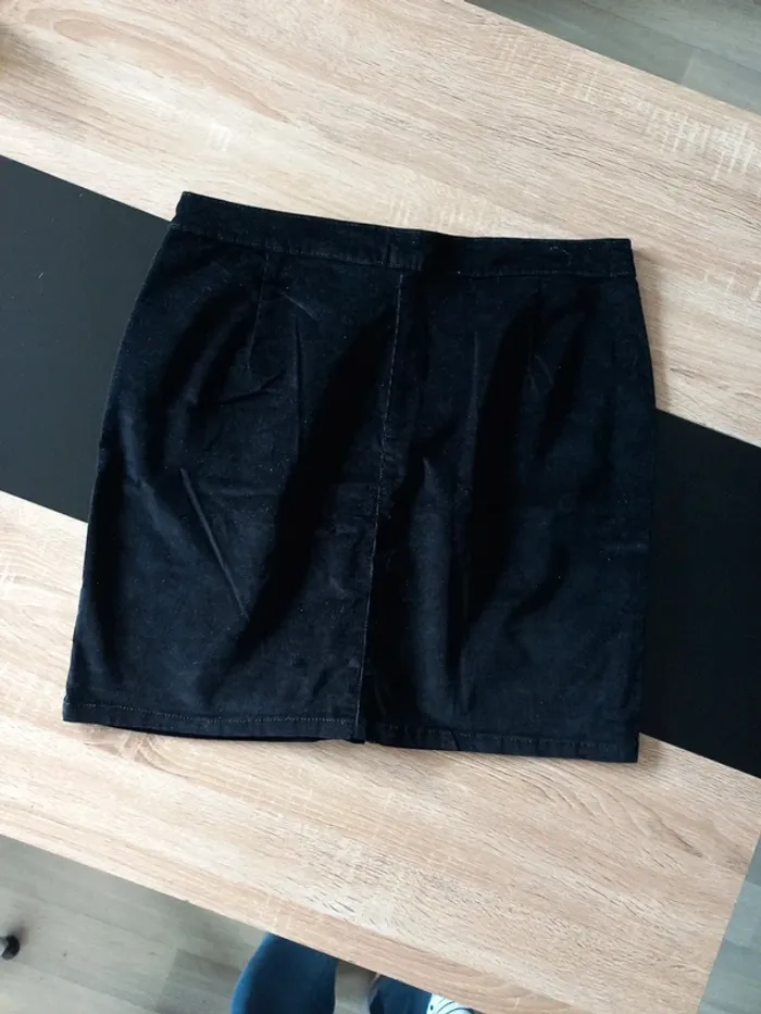 Jupe noir en velours T44 - photo numéro 6