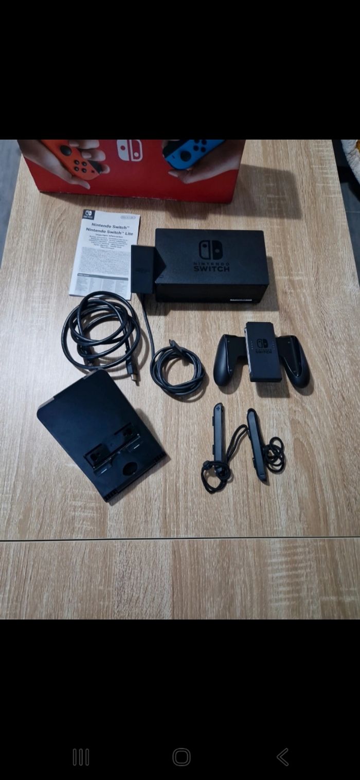 Console Nintendo Switch - photo numéro 7