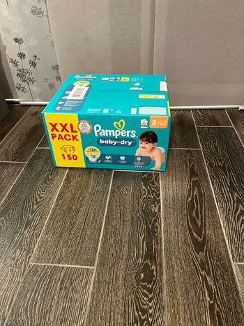 Pack xxl 150 couches Pampers Baby-Dry taille 3
