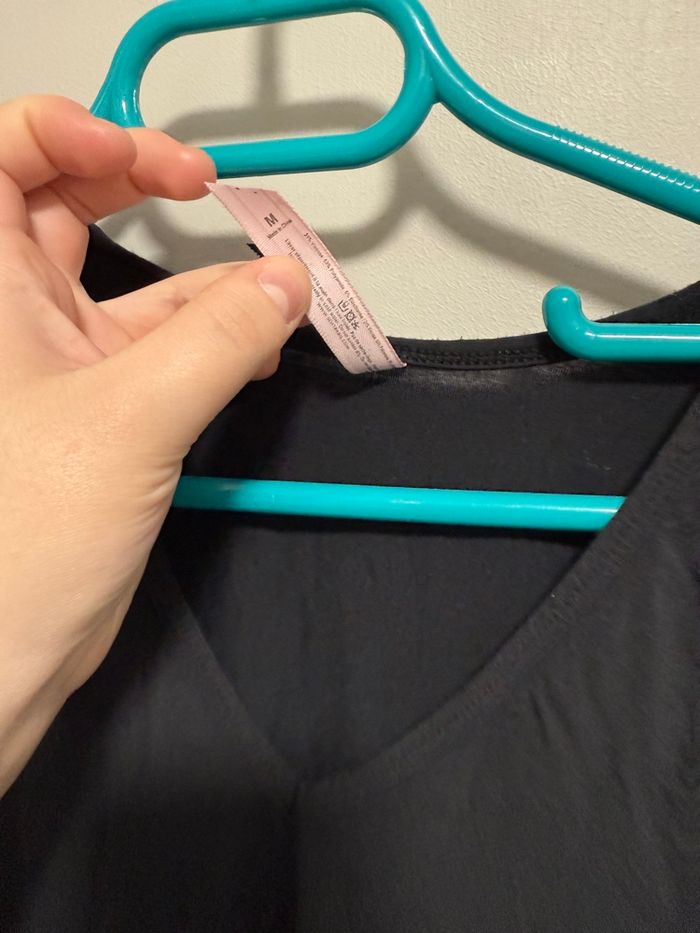 Haut noir taille M - photo numéro 6