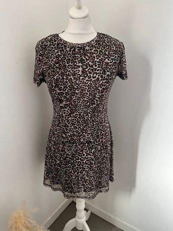 Robe cintrée motif léopard Stradivarius S
