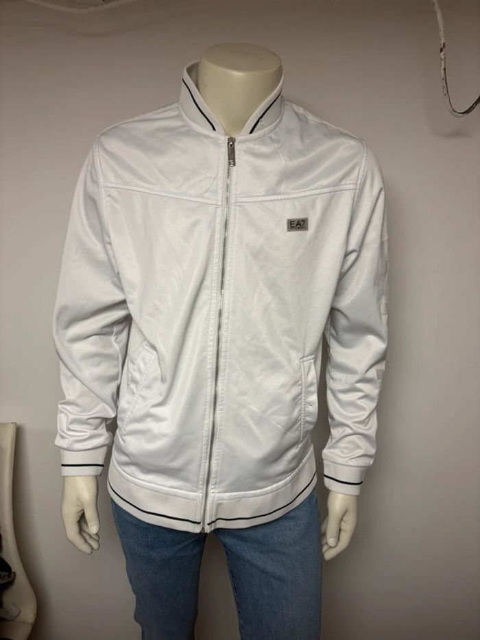 Veste Emporio Armani blanche - Taille M - Logo holographique - Excellent état - photo numéro 9