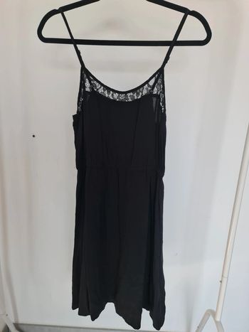 Robe à bretelle taille 38