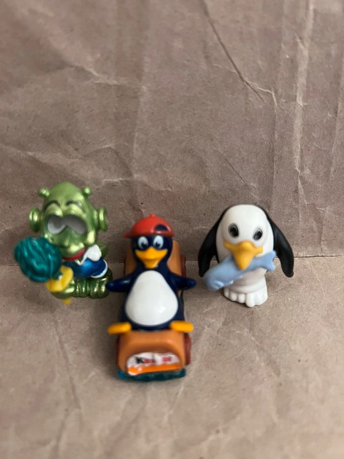 Kinder - lot de 19 figurines diverses collections 2,5 à 4 cm - photo numéro 8