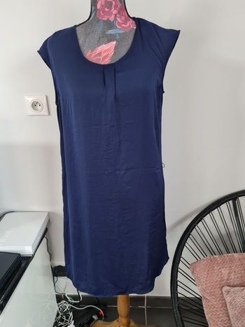 Jolie robe bleu marine
