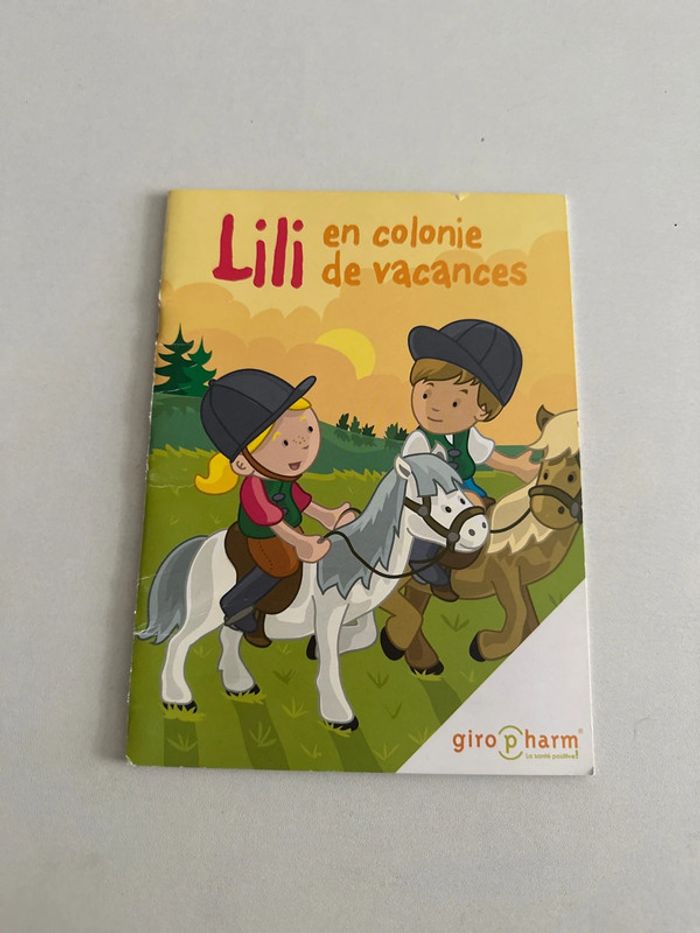 Lot de 8 livres Lili édition Giro Pharm - photo numéro 2