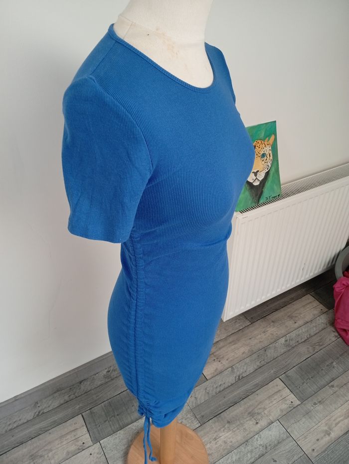 Robe bleue 38 - photo numéro 2