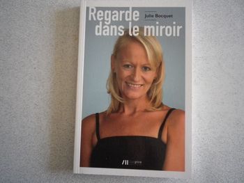 REGARDE DANS LE MIROIR