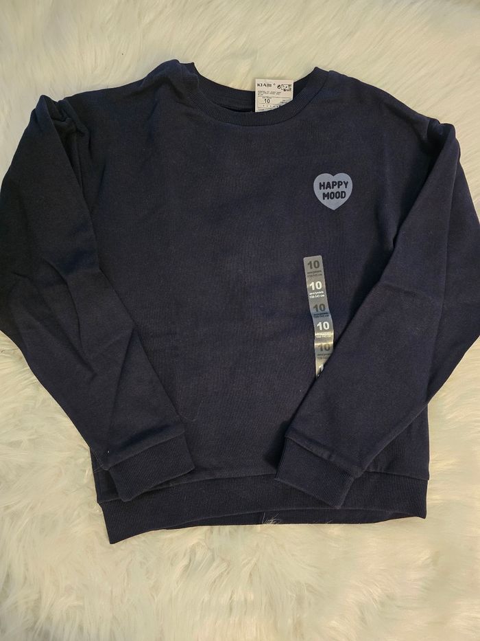 Neufs (non portés)😍😍 sweat et teeshirt ML 10 ans fille 🩷🩷🩷 - photo numéro 2