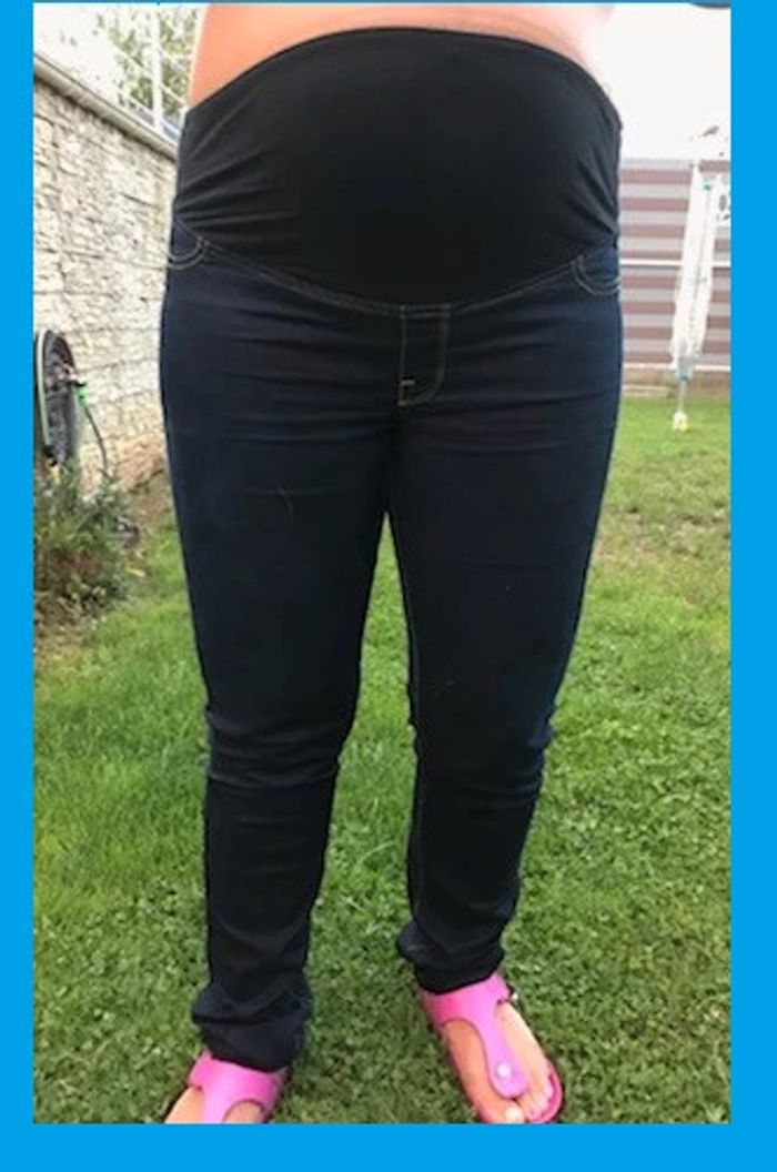 Pantalon de maternité bleu foncé effet jeans T: 42