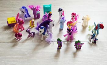 Lot de poneys my little pony et autres marques en très bon état