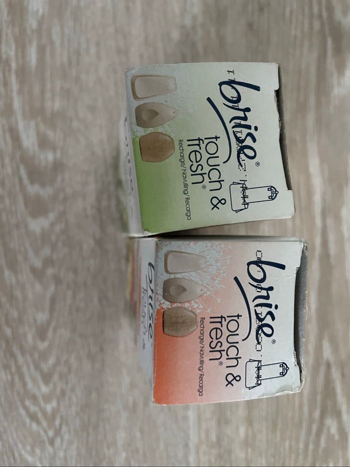 2 recharges brise touch & fresh neuf - photo numéro 2