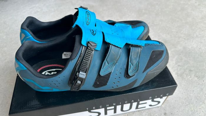 Chaussures de VTT 46 - photo numéro 2