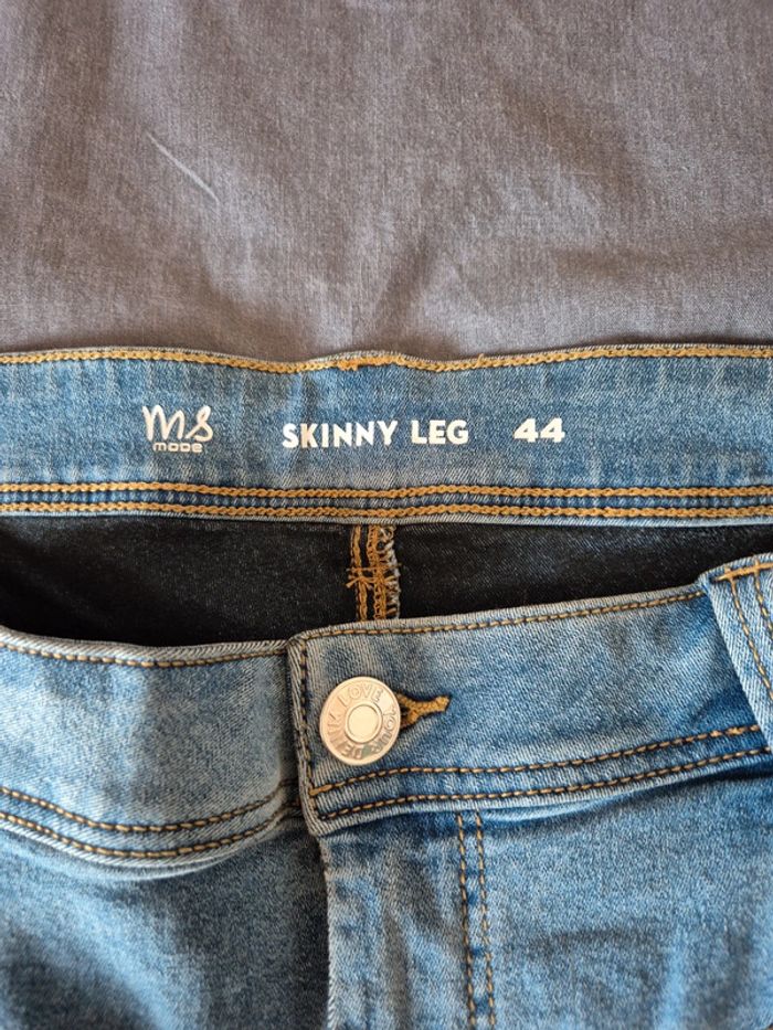 Jeans 3/4 taille 44 - photo numéro 5