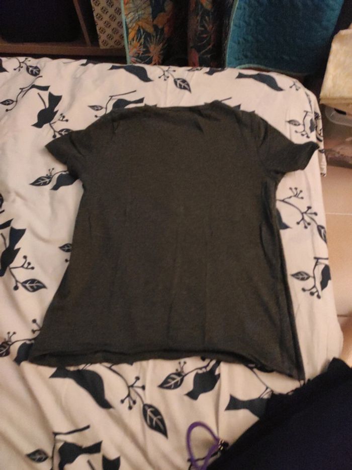 Tee shirt gris 10 ans - photo numéro 3