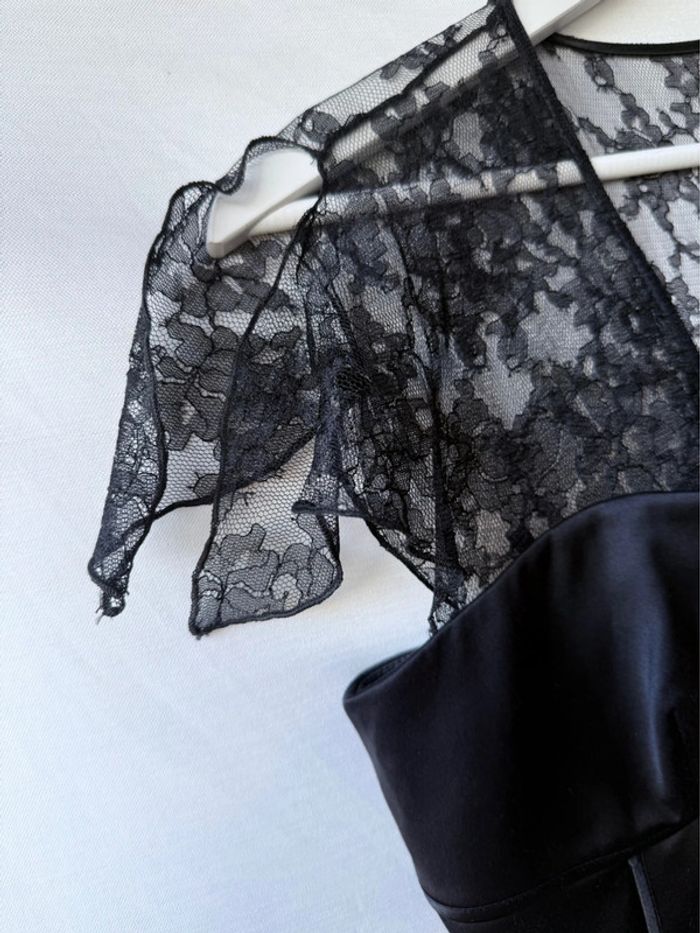 Robe Manoukian en dentelle noir - photo numéro 4