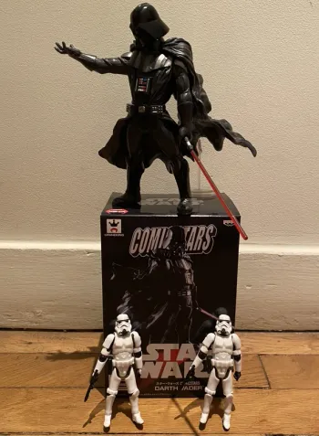 Star Wars - Darth Vader (+2 Stormtrooper) - 160 mm Figure ComicStars Banpresto