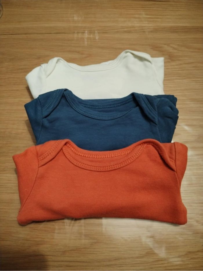 Lot de 3 bodies