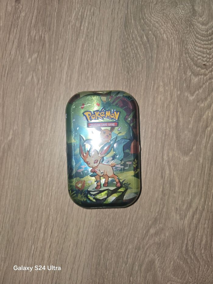 Pokemon mini tin evolutions prismatiques