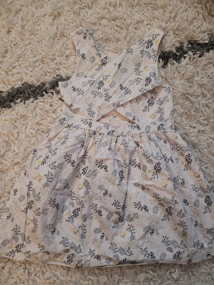 Robe réversible rose pâle 5 ans - photo numéro 3