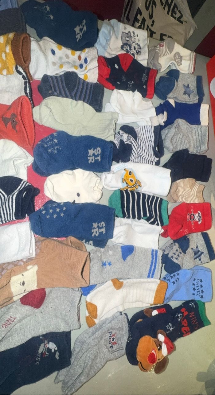 Gros lots de 50 chaussettes bébé de toutes tailles - photo numéro 4