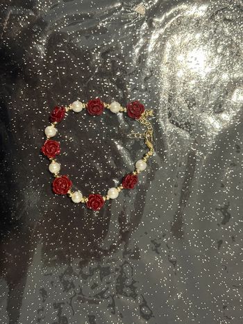 Bracelet fleurs et perles