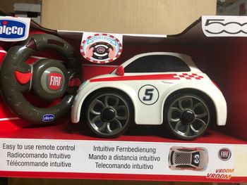 Voiture Chicco radio commandée