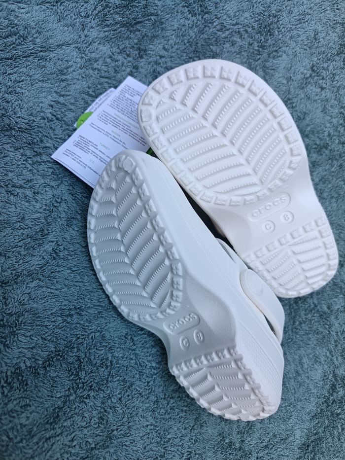 Crocs enfant classic Mary Jane taille 24-25 - photo numéro 2