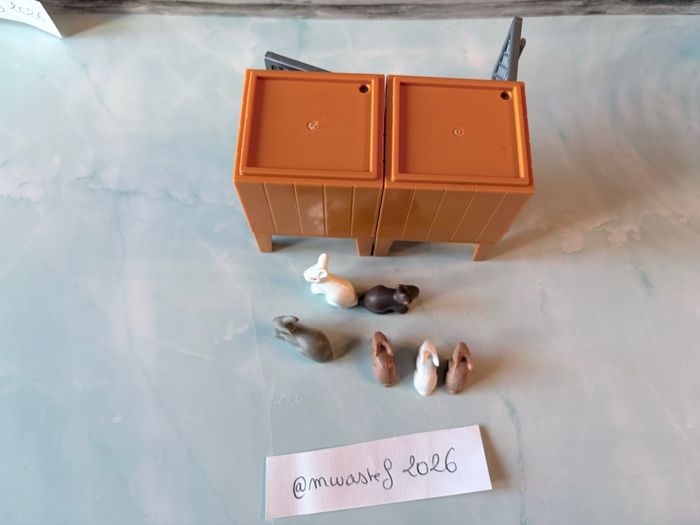 Playmobil Clapier et 8 Lapins animaux de la ferme - photo numéro 6