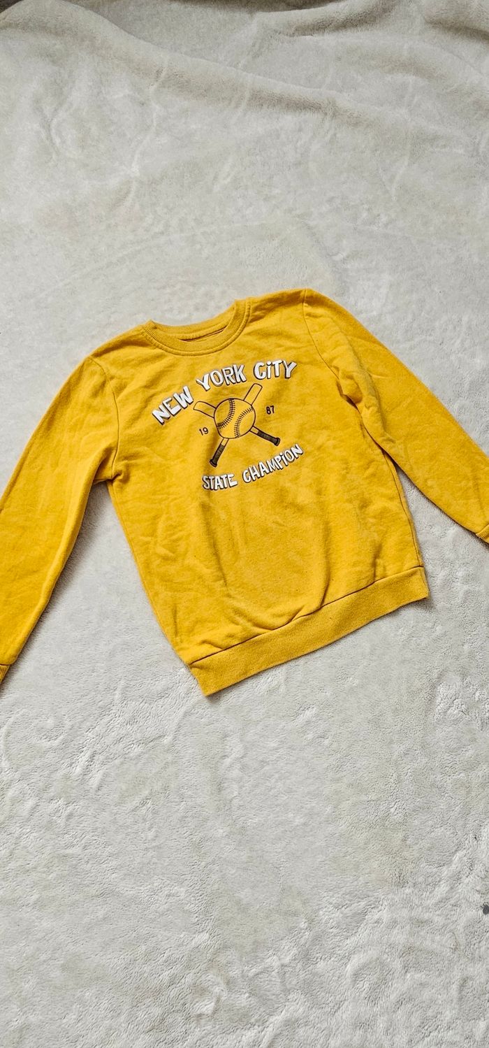 Pull garçon 7 ans de la marque Primark - photo numéro 2