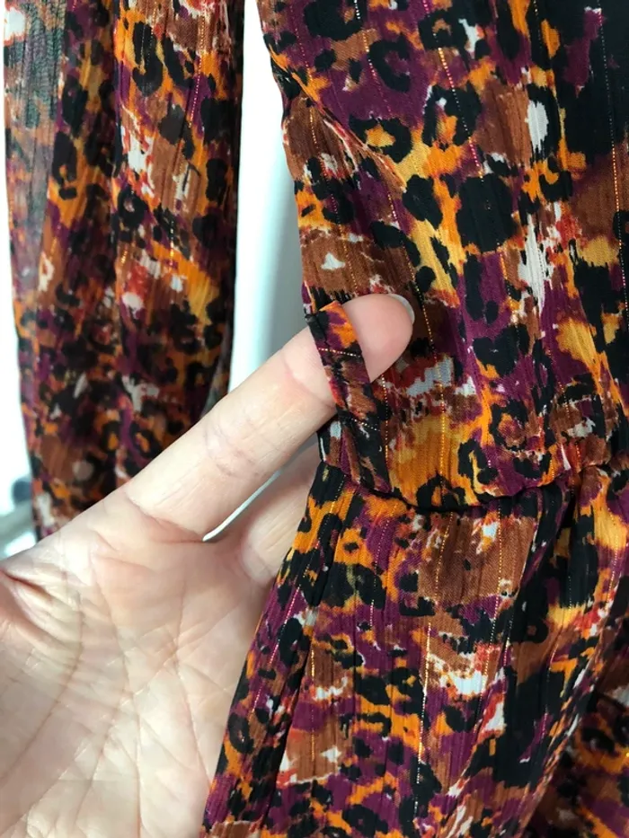 Robe courte à manche longues motifs fleurs orange rose Rue des Abbesses taille 2 - photo numéro 4
