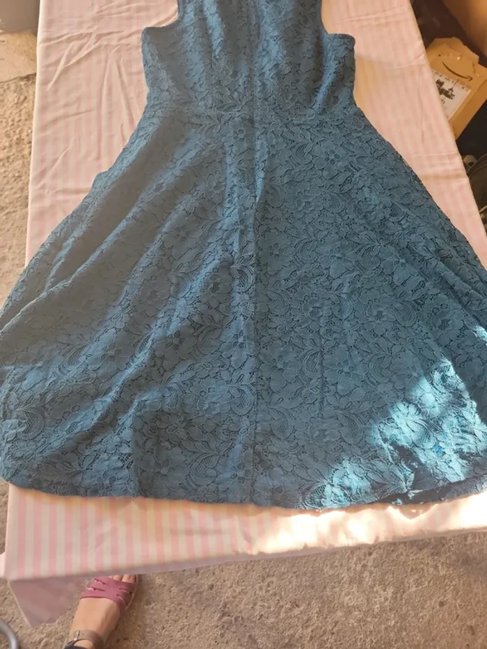 Jolie robe taille 36 - photo numéro 5