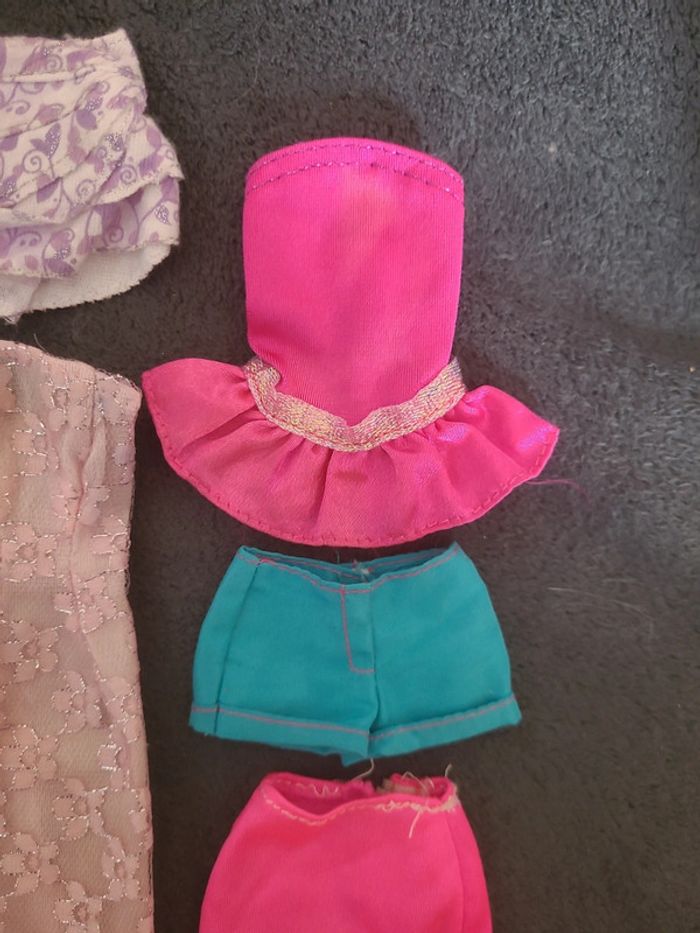 Lot Vêtements barbie - photo numéro 4