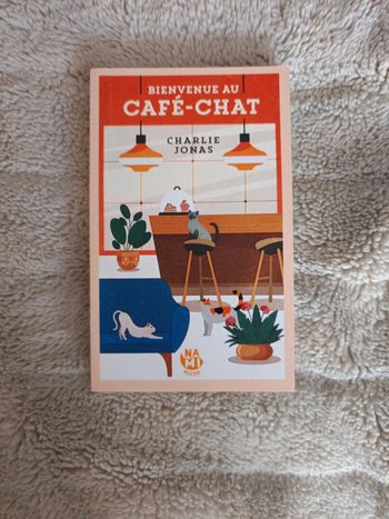 Bienvenue au café chat de Charlie Jonas