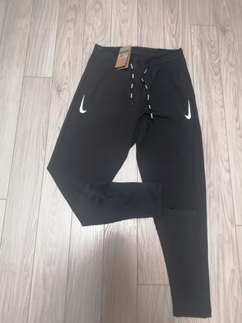 Survêtement Nike aeroswift running taille Xl