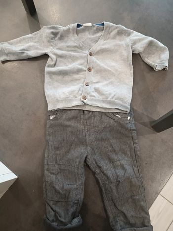 Ensemble gilet pantalon 6 mois