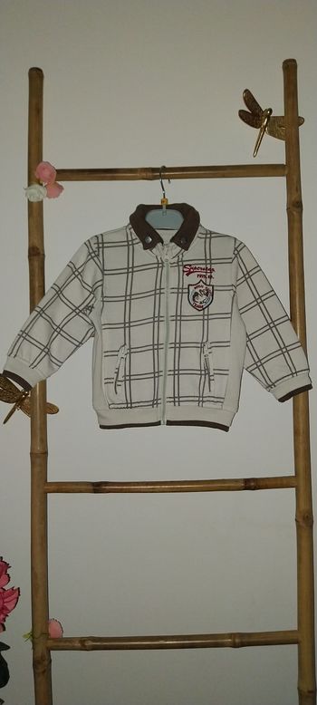 Gilet zippé/ Veste sweat zippé by Tom et Kiddy très bon etat 2 ans