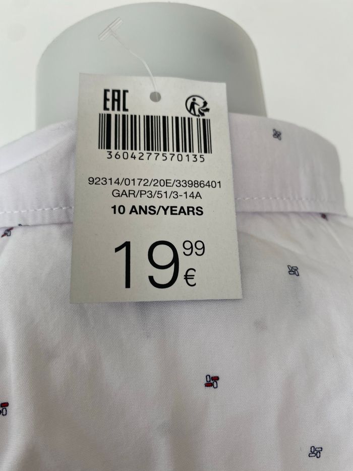 Chemise blanche à motifs bleus / 10 ans - photo numéro 5