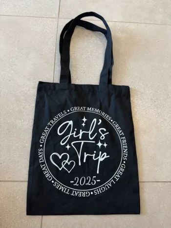 Tote bag noir, très bon état, 32*39cm