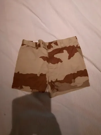 Short militaire camouflage sable taille M