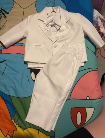 Costume