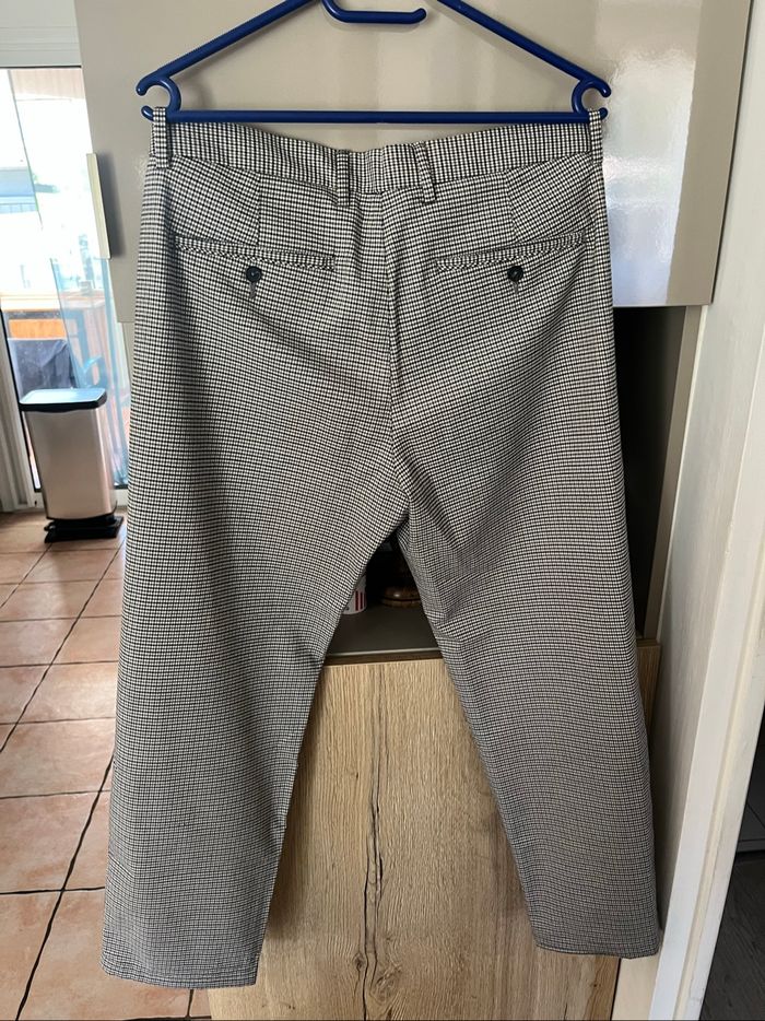Très beau pantalon imprimé - photo numéro 5