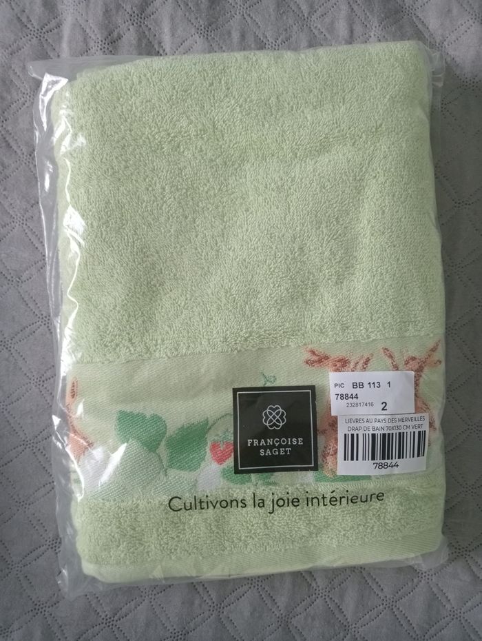 Lot linge de bain lièvres au pays des merveilles - photo numéro 2