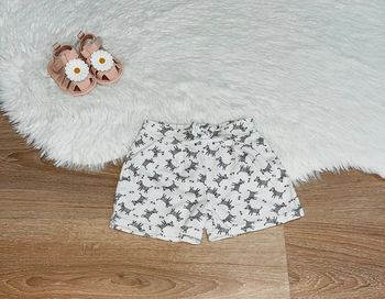 Short à motifs