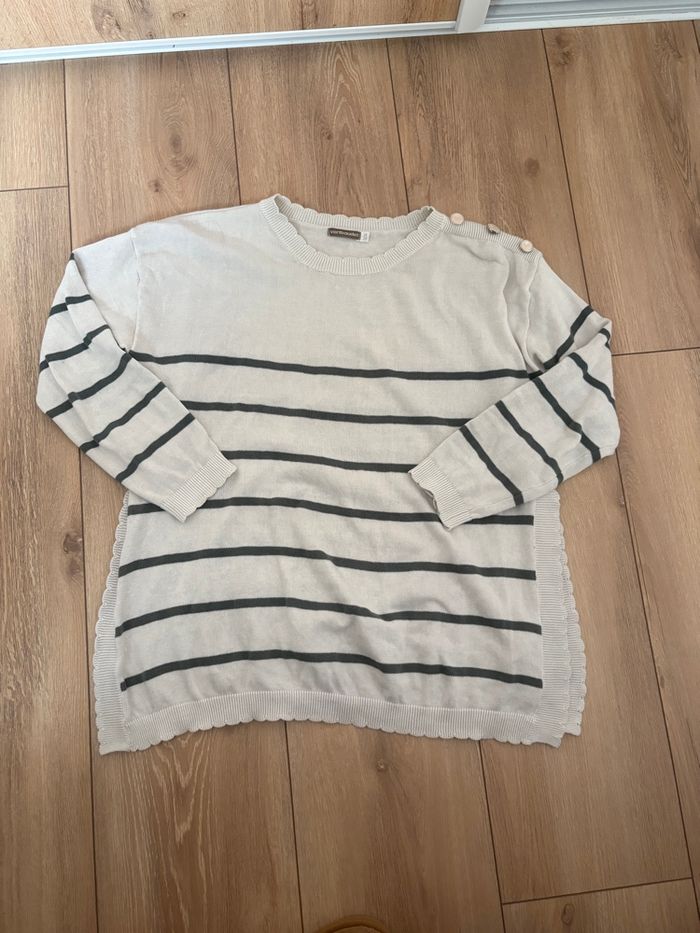 Pull rayé d’allaitement