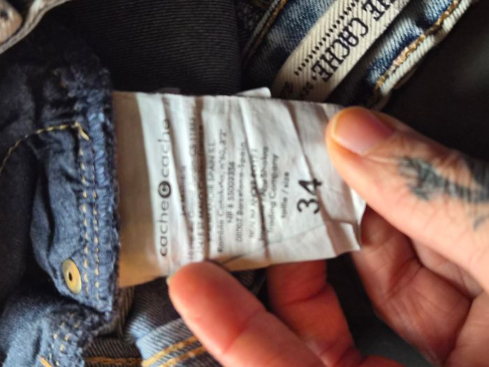 Jean "Cache Cache" Taille 34 en bon état "O" - photo numéro 10