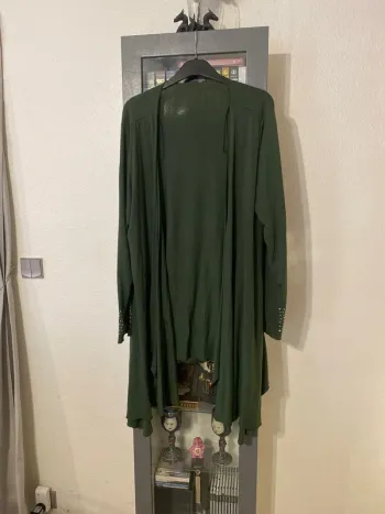 gilet asymétrique kaki taille XXL 52