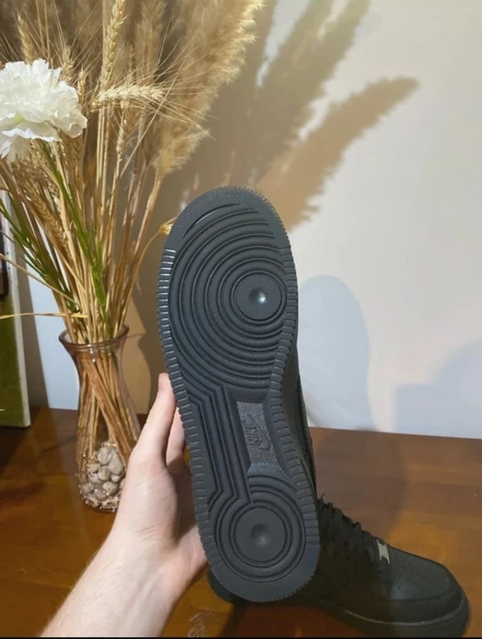 Nike Air Force One noir
41 - photo numéro 5