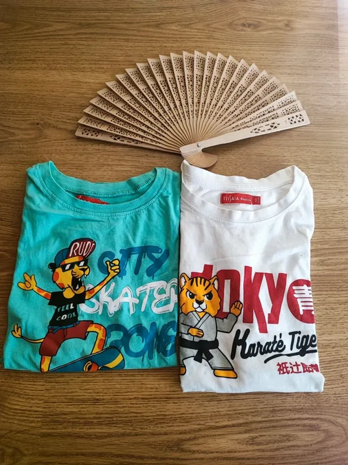 Lot de 2 t-shirt taille 10 ans