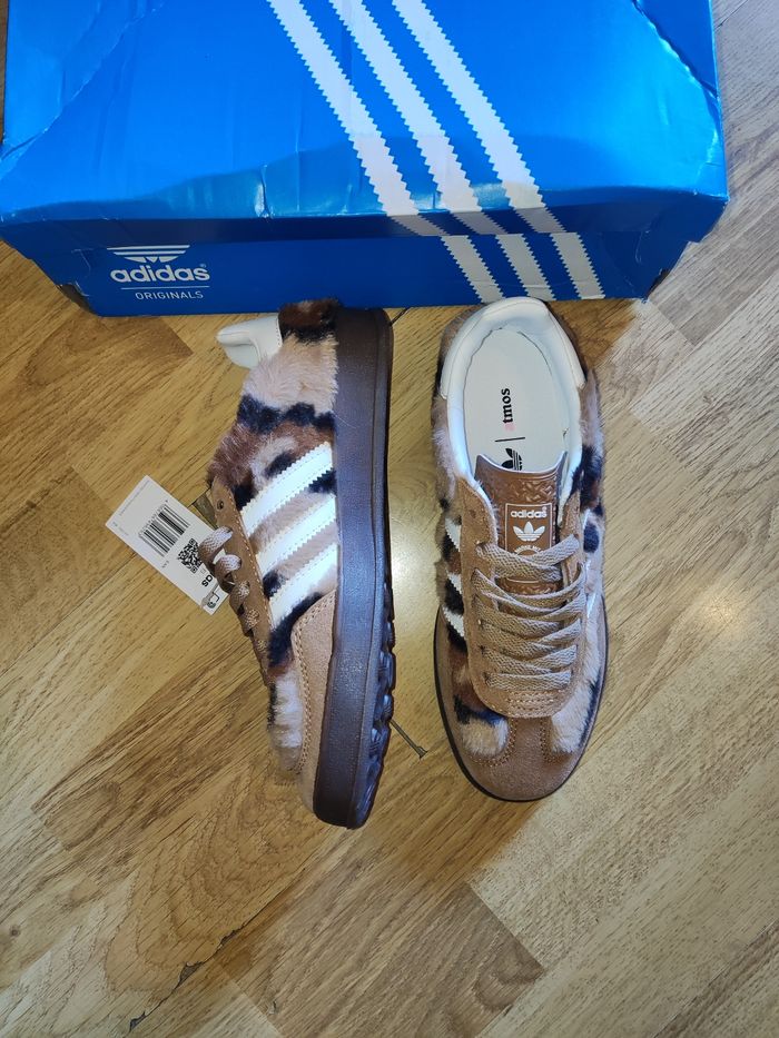 Baskets adidas gazelle indoor en fourrure taille 36